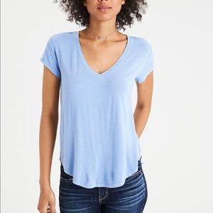 American Eagle Soft & Sexy V-neck shirt